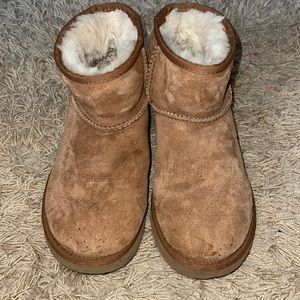 Mini Uggs - chestnut
